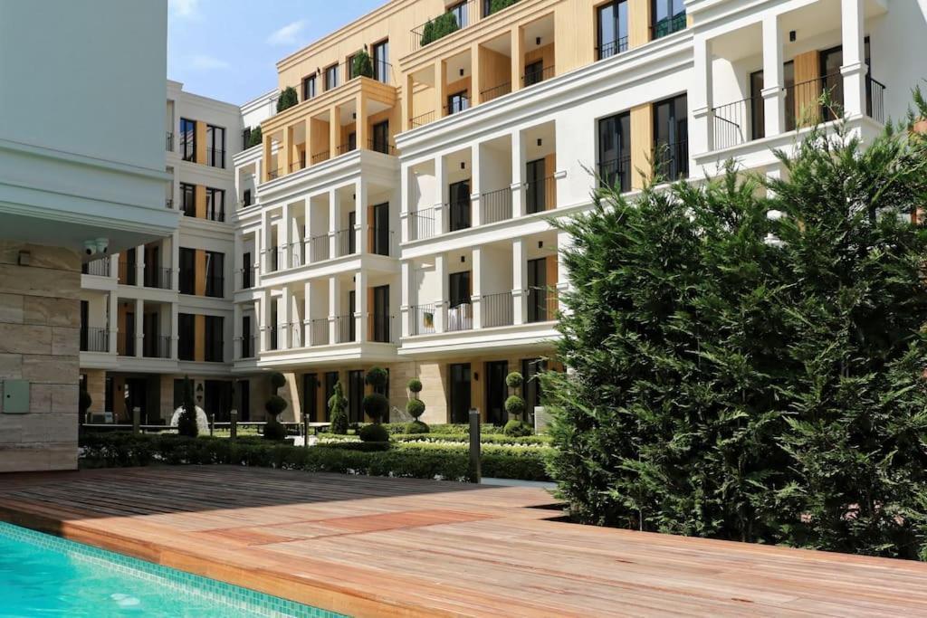 Apartment In Evargreen Complex With Terrace Várna Kültér fotó
