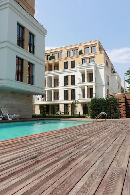 Apartment In Evargreen Complex With Terrace Várna Kültér fotó